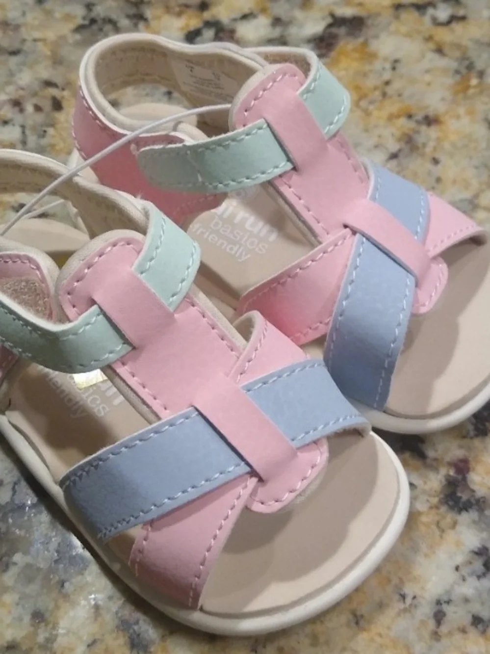 New See Kai Run Pastel Pink, Light Blue & Mint Girls Baby Sandals Size 4.